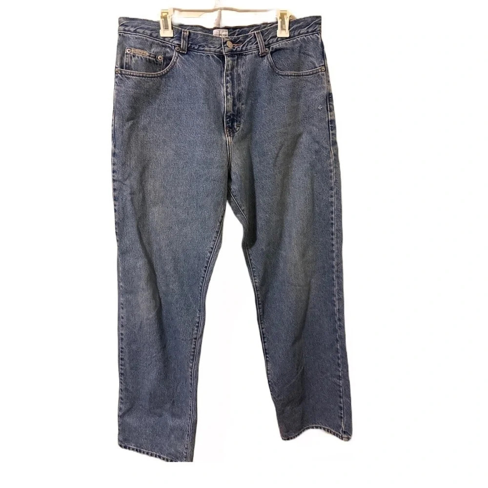 Classic Calvin Klein Men Easy Fit Relaxed Jeans, 38